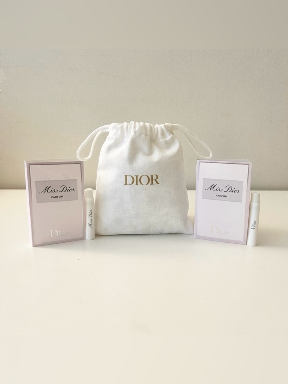 🌸DIOR Miss Dior Parfum Vial Spray Sample 1 mL x 2 with Pouch